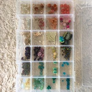 Beader’s Paradise Mixed Beads - READ DESCRIPTION